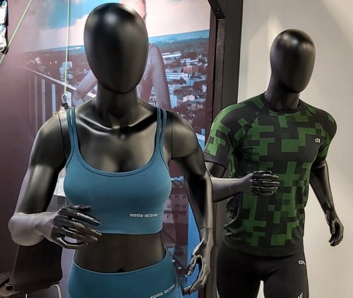 SP02 eManekiny.pl - manekin damski biegnący